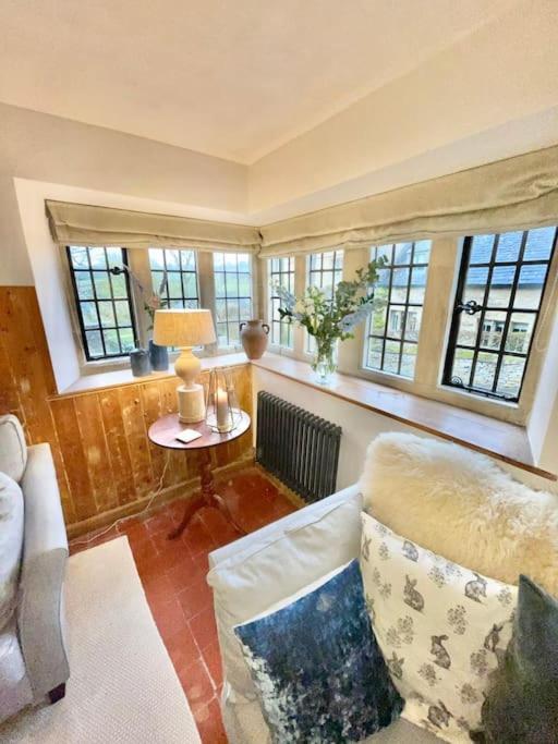 Fordview Cottage Is Full Of Cotwolds Charm 어퍼슬로터 외부 사진